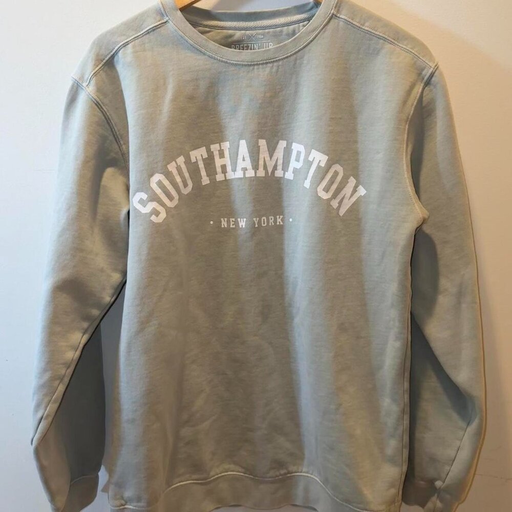 Green Southampton New York crewneck sweatshirt #sweatshirt #depop #s